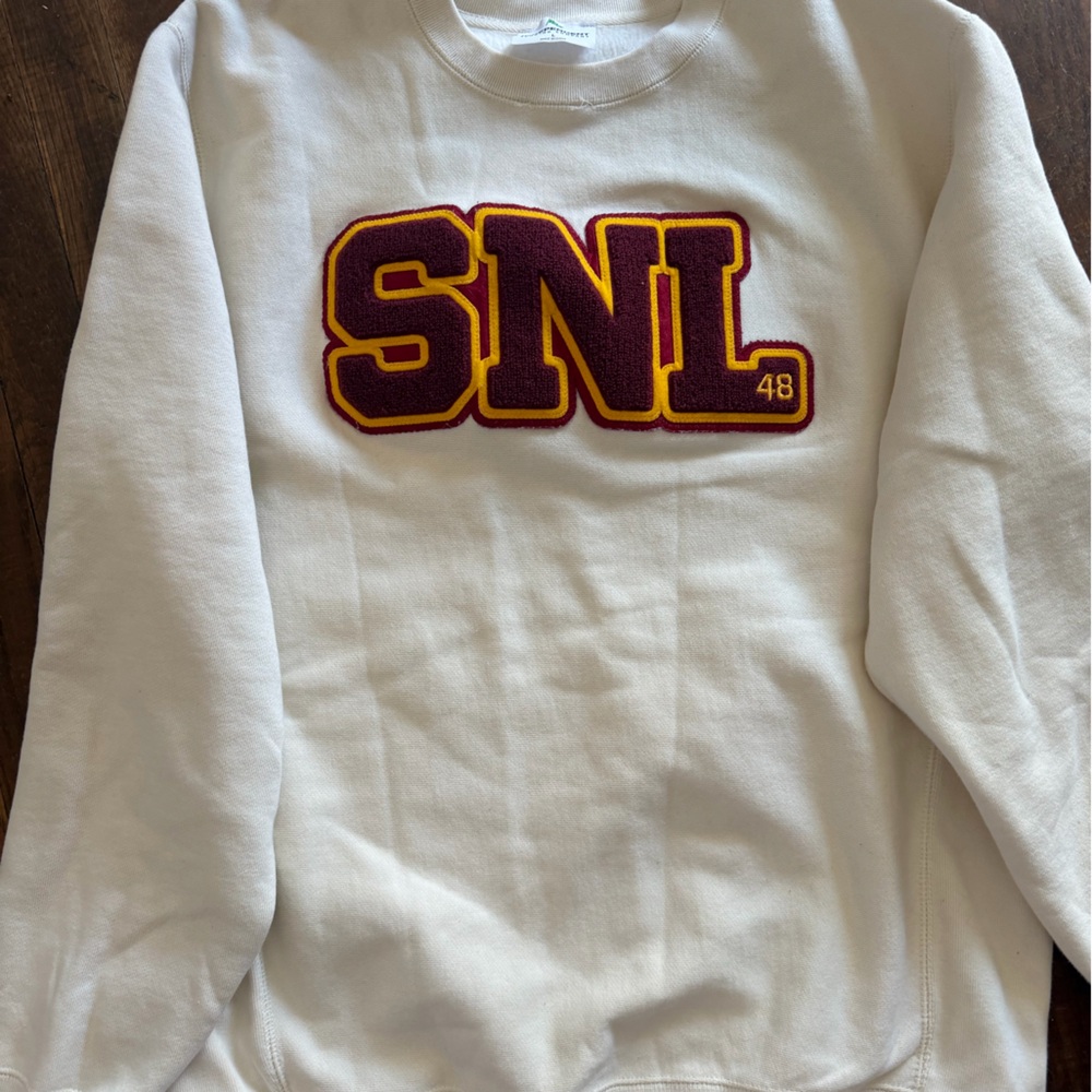 Saturday Night Live Appliqué Crewneck Sweatshirt Maroon & Gold Logo